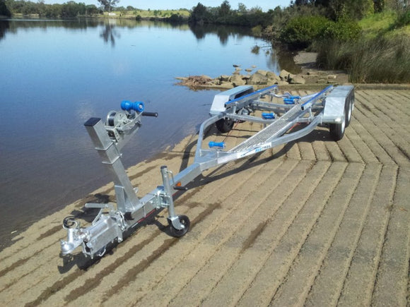 AL5.4M13T GALVANISED BOAT TRAILER TANDEM AXLE BRAKED TO SUIT UP TO A 5.7mt HULL
