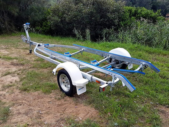AL5.2M13 GALVANISED BOAT TRAILER SINGLE AXLE BRAKED TO SUIT UP TO A 5.35mt HULL